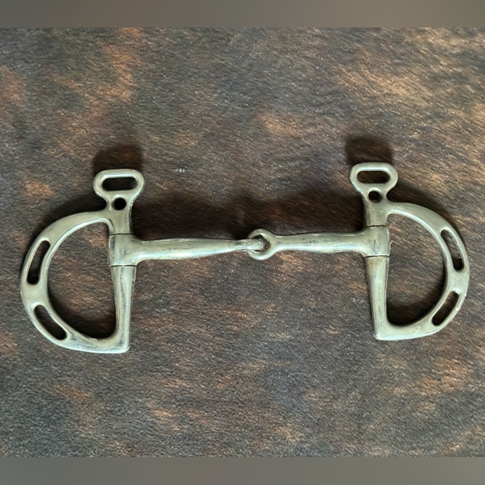 Kimberwick snaffle bit